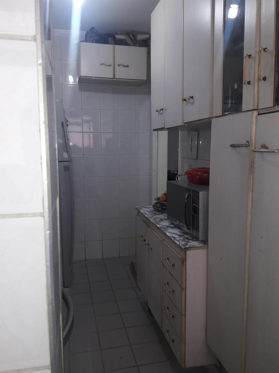 Apartamento à venda com 2 quartos, 60m² - Foto 19