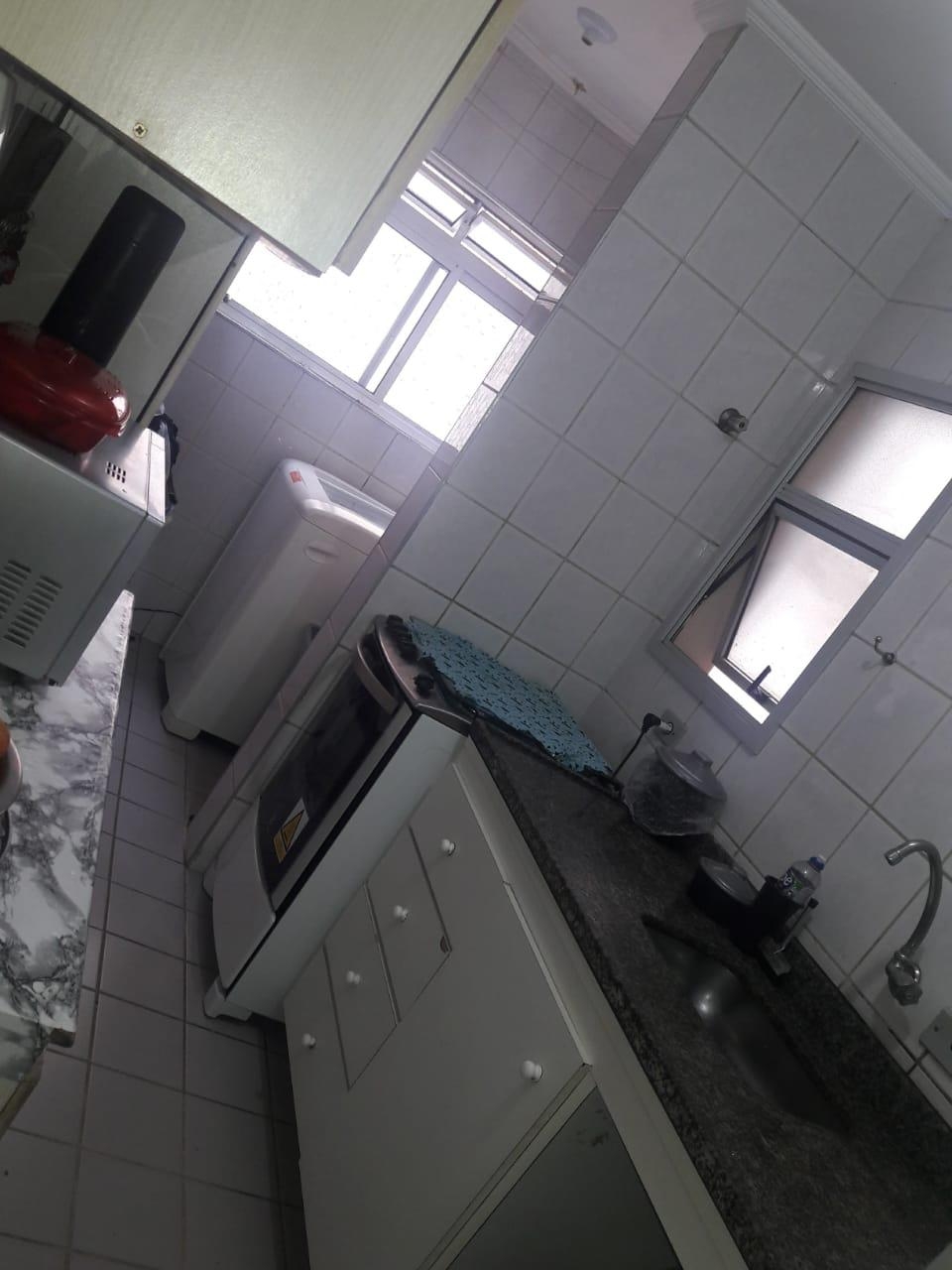 Apartamento à venda com 2 quartos, 60m² - Foto 13