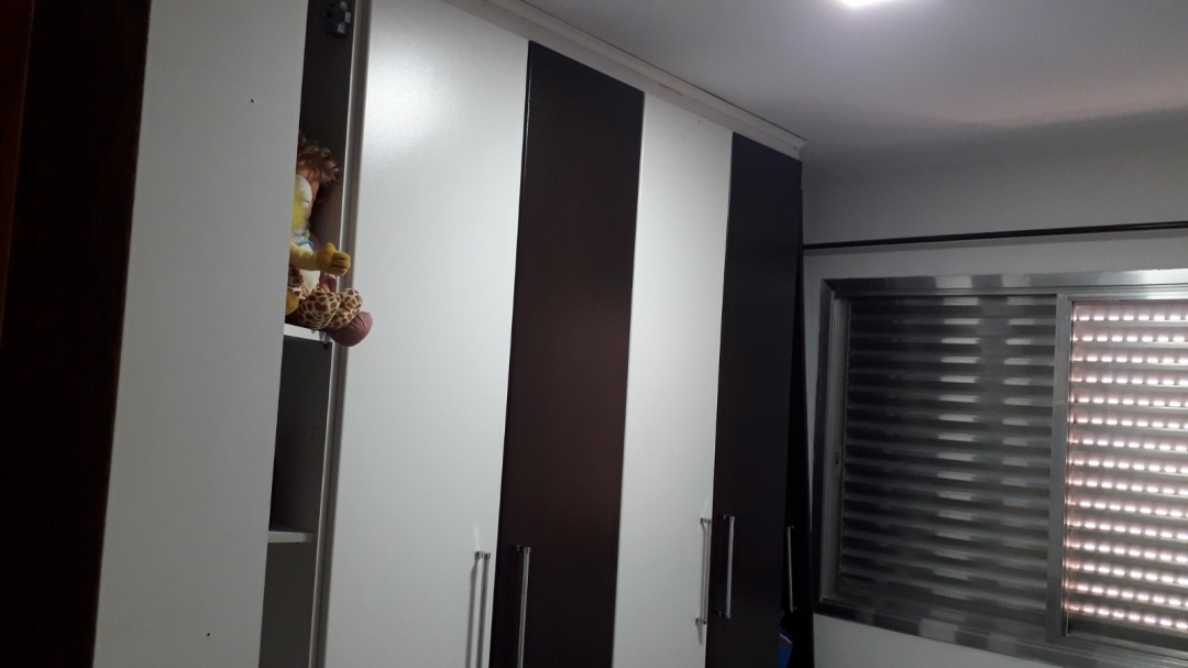 Apartamento à venda com 2 quartos, 57m² - Foto 16