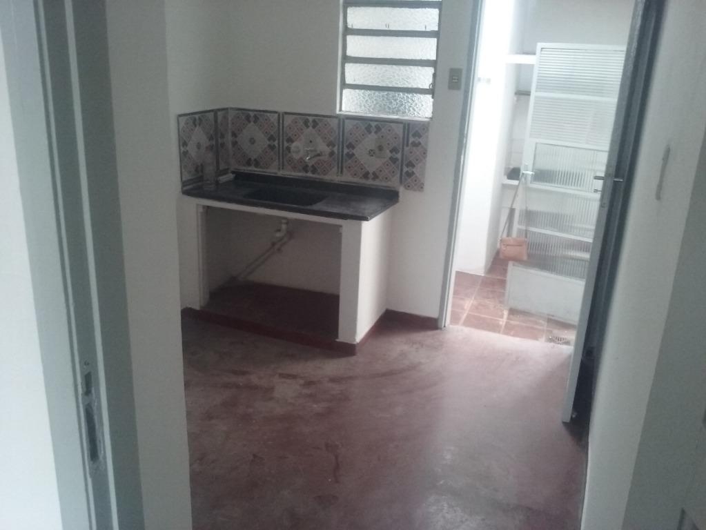 Casa para alugar com 1 quarto, 50m² - Foto 19