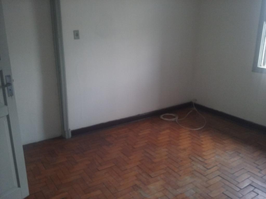 Casa para alugar com 1 quarto, 50m² - Foto 16