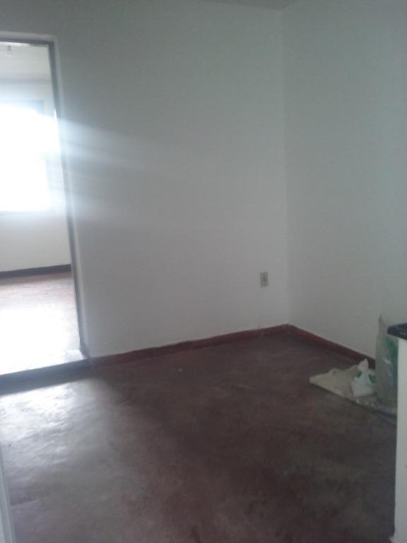 Casa para alugar com 1 quarto, 50m² - Foto 12