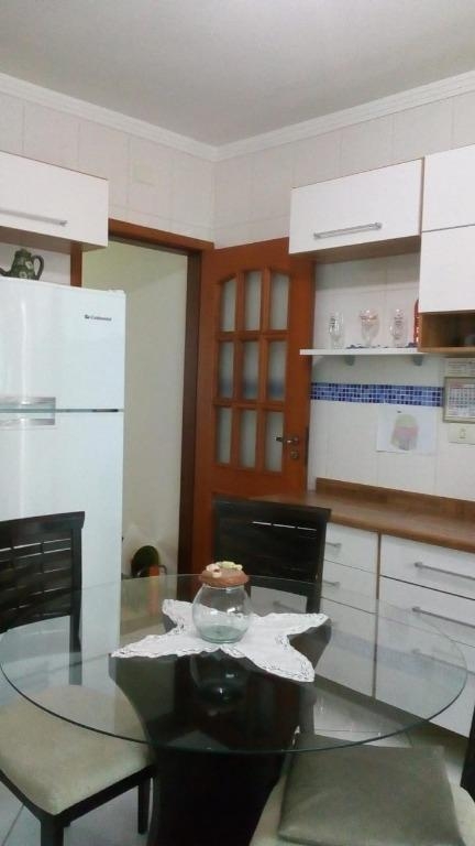 Sobrado à venda com 2 quartos, 150m² - Foto 1