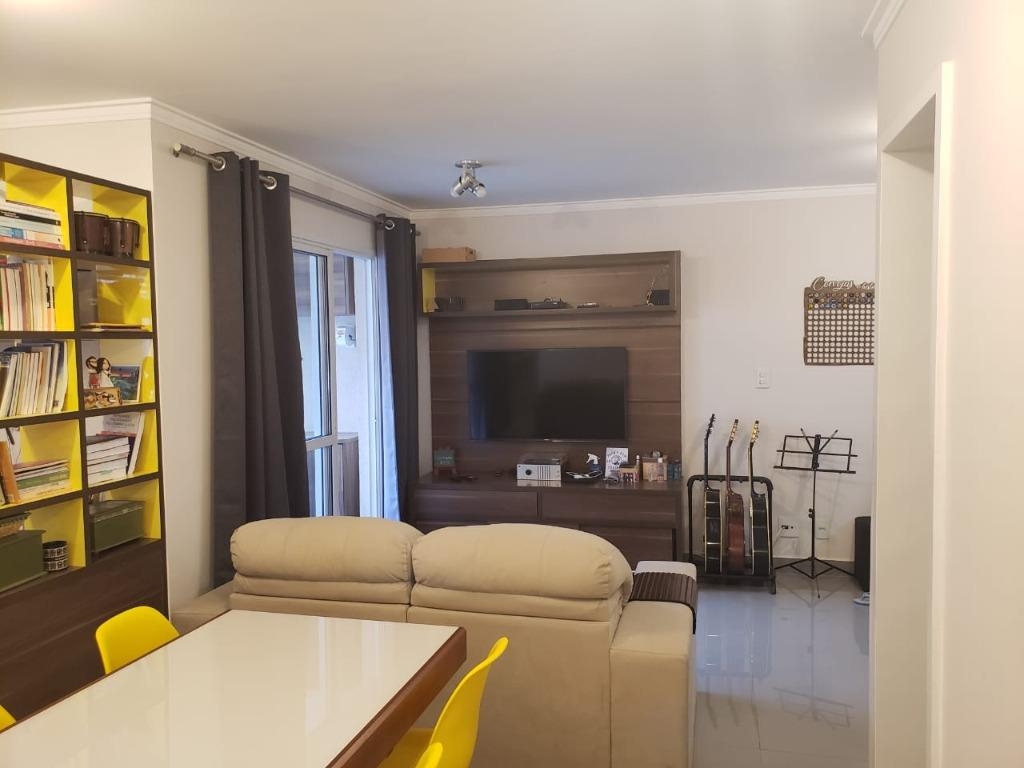 Apartamento à venda com 3 quartos - Foto 1