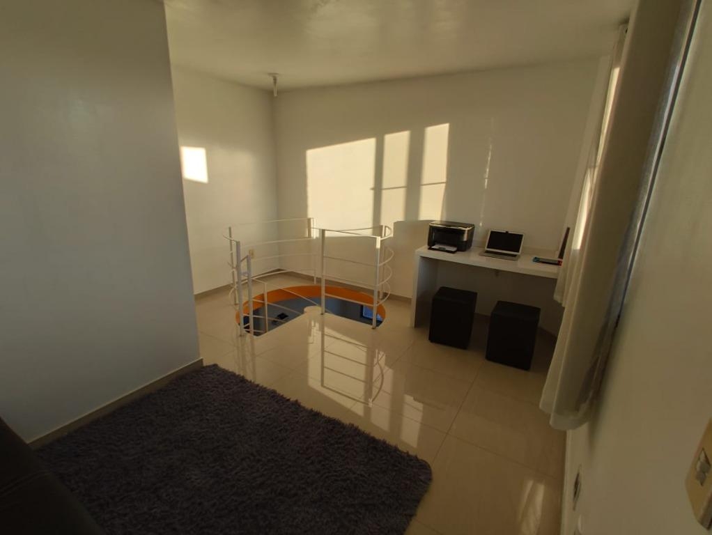 Apartamento à venda com 2 quartos, 93m² - Foto 30