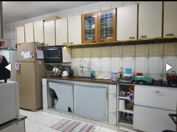 Casa à venda com 2 quartos, 189m² - Foto 12