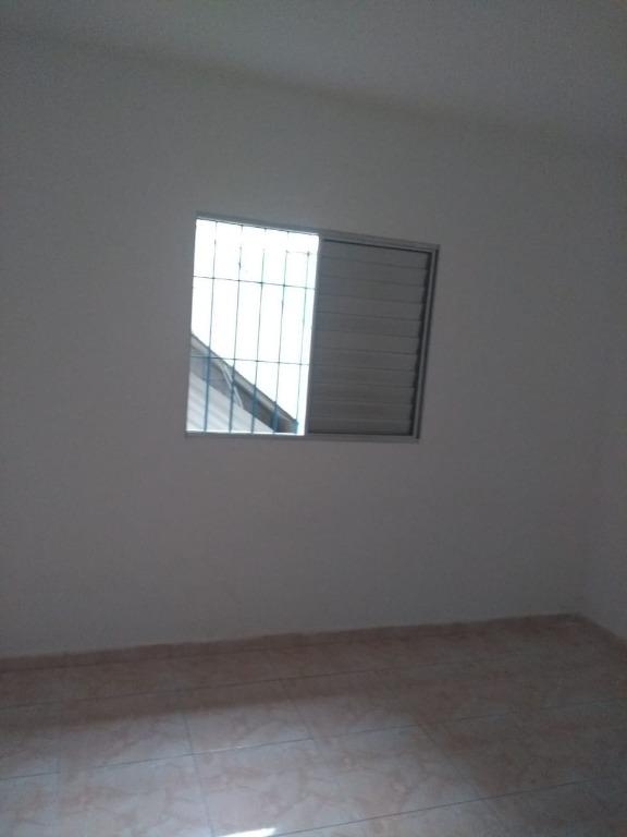 Casa à venda com 3 quartos, 200m² - Foto 2