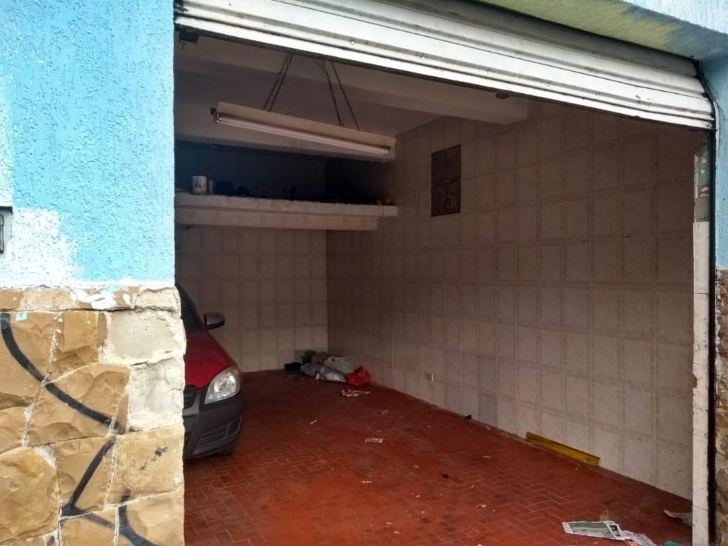 Casa à venda com 3 quartos, 200m² - Foto 3