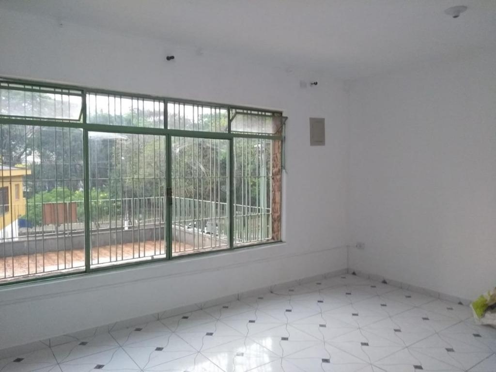 Casa à venda com 3 quartos, 200m² - Foto 10