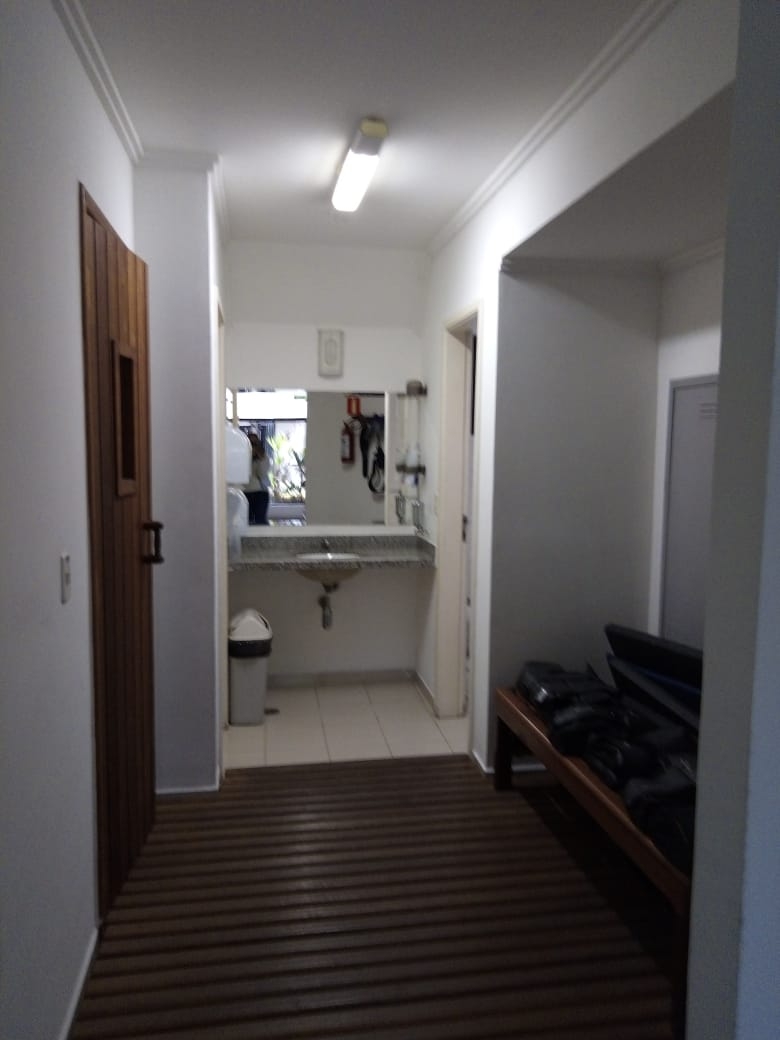 Apartamento à venda e aluguel com 3 quartos, 105m² - Foto 2