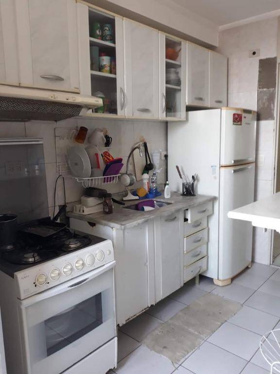 Apartamento à venda com 3 quartos, 65m² - Foto 1