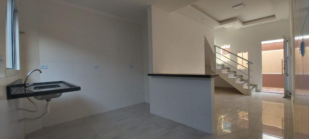 Casa à venda com 2 quartos, 54m² - Foto 5