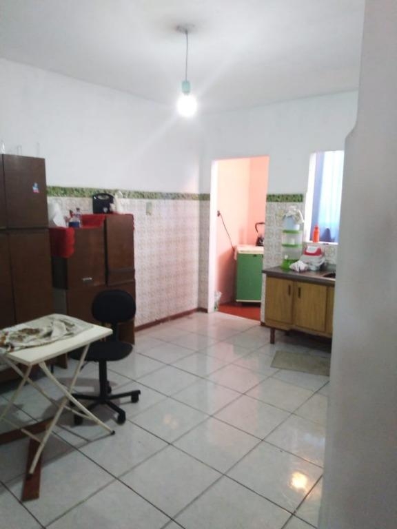 Casa à venda com 2 quartos, 170m² - Foto 3