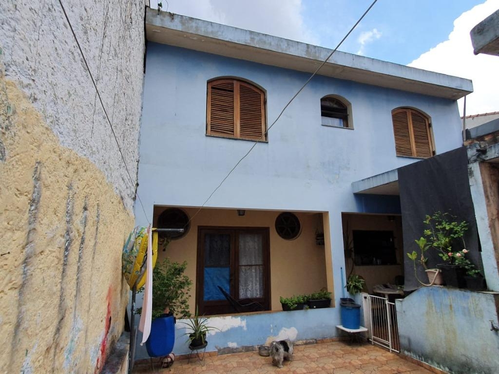 Casa à venda com 4 quartos, 200m² - Foto 5