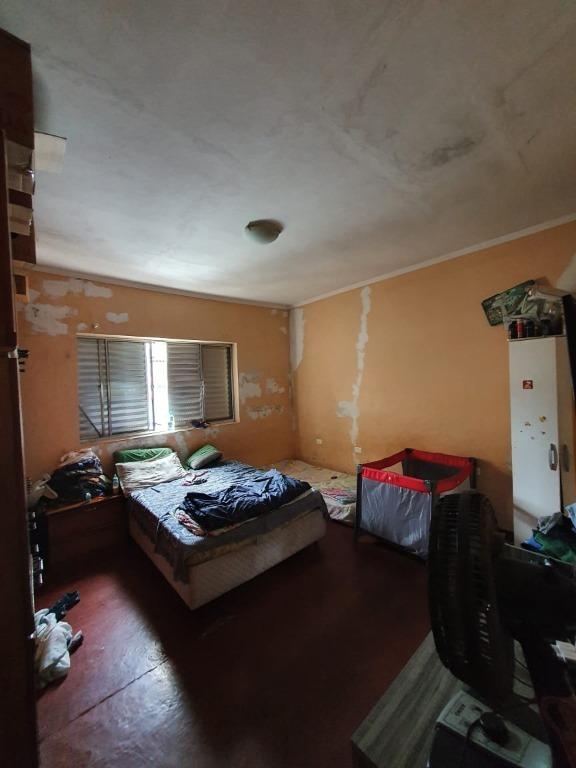 Casa à venda com 4 quartos, 200m² - Foto 2