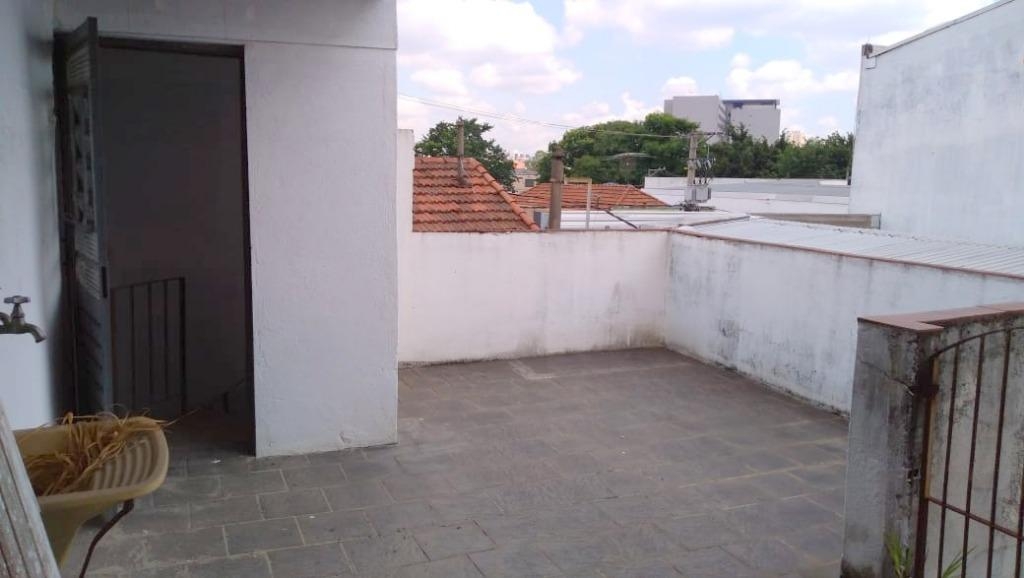 Sobrado à venda com 3 quartos, 100m² - Foto 2