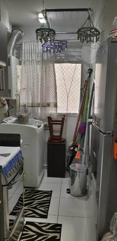 Apartamento à venda com 2 quartos, 48m² - Foto 18