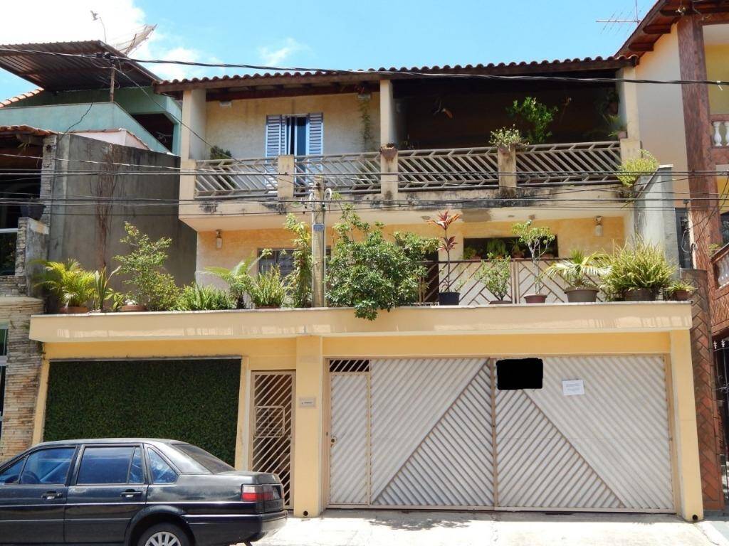 Casa à venda com 3 quartos, 260m² - Foto 1