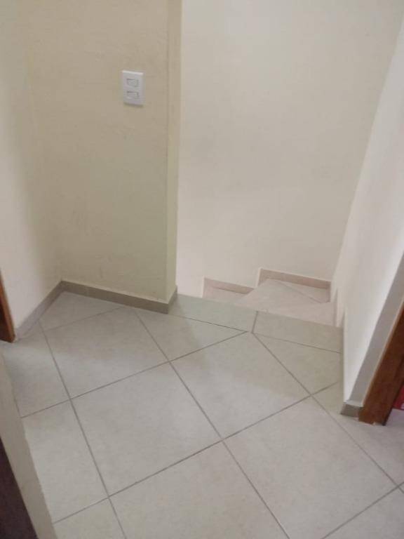 Sobrado à venda com 2 quartos, 100m² - Foto 12