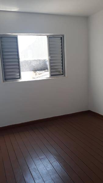 Casa à venda com 1 quarto, 140m² - Foto 14