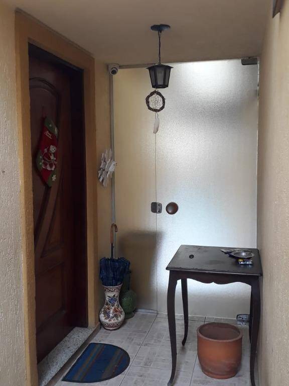 Casa à venda com 3 quartos, 104m² - Foto 18