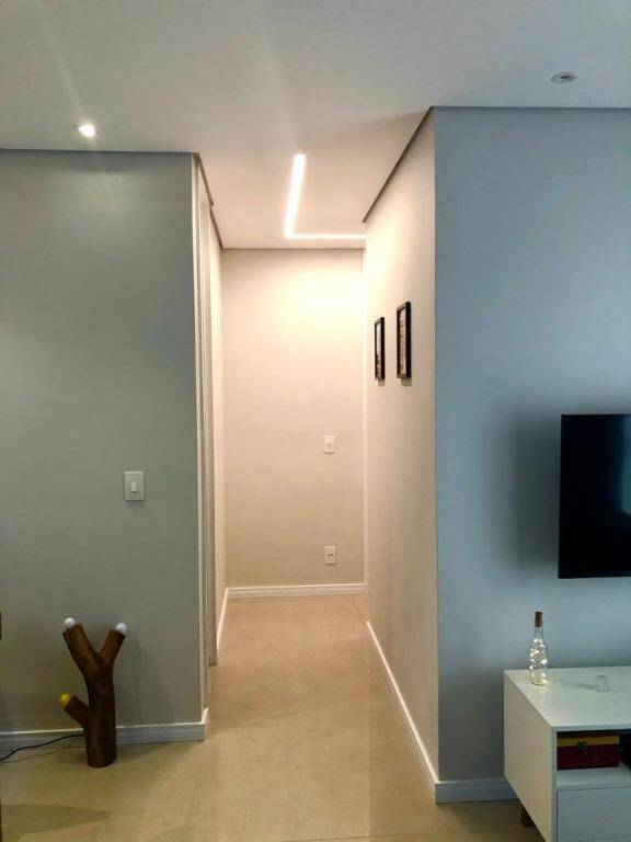 Apartamento à venda com 2 quartos, 48m² - Foto 13