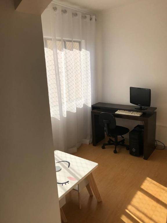 Apartamento à venda com 2 quartos, 64m² - Foto 25