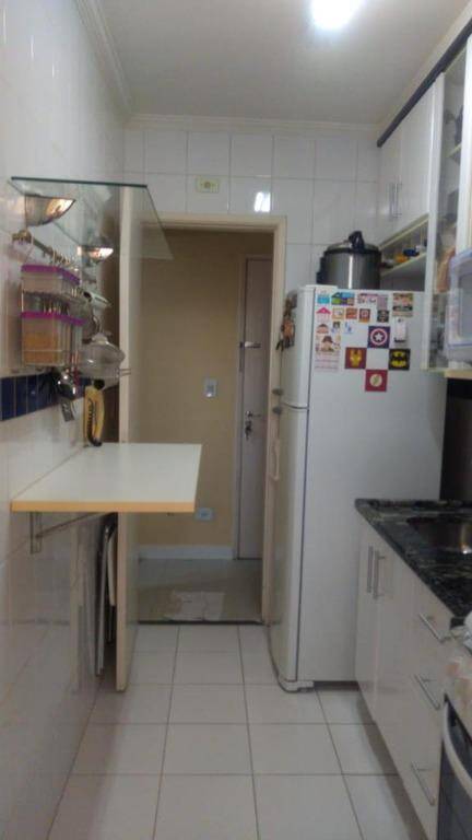 Apartamento à venda com 2 quartos, 50m² - Foto 12