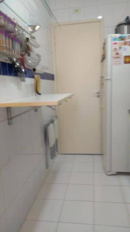 Apartamento à venda com 2 quartos, 50m² - Foto 13