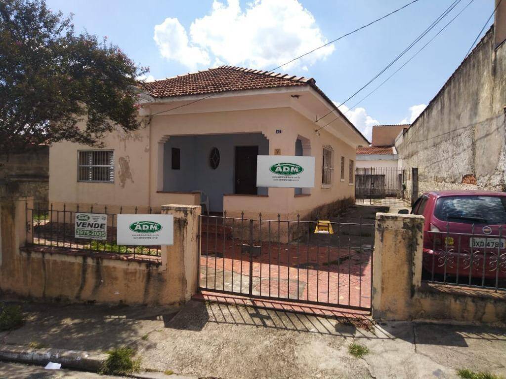 Casa à venda com 3 quartos, 450m² - Foto 1