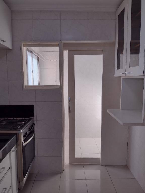 Apartamento à venda com 2 quartos, 52m² - Foto 11