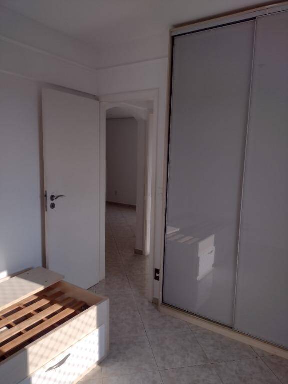 Apartamento à venda com 2 quartos, 52m² - Foto 17