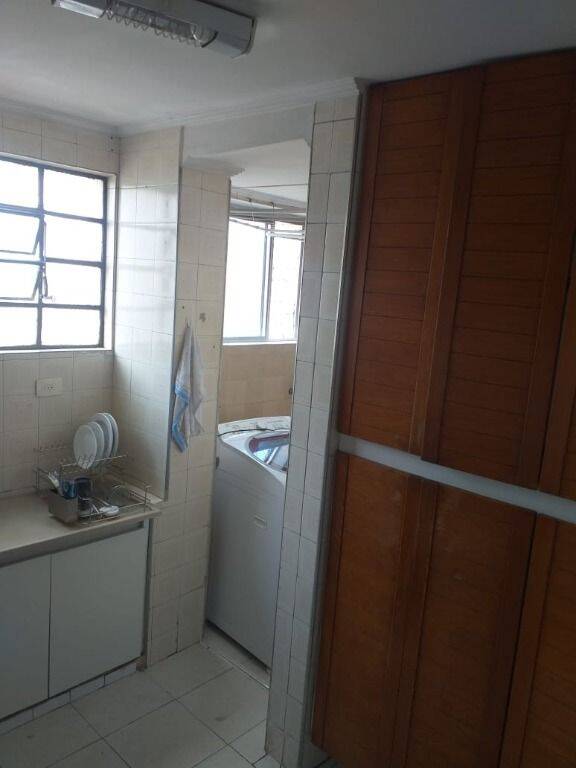 Apartamento para alugar com 2 quartos, 76m² - Foto 6