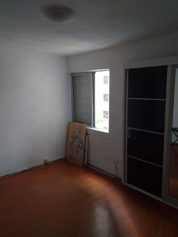 Apartamento para alugar com 2 quartos, 76m² - Foto 12