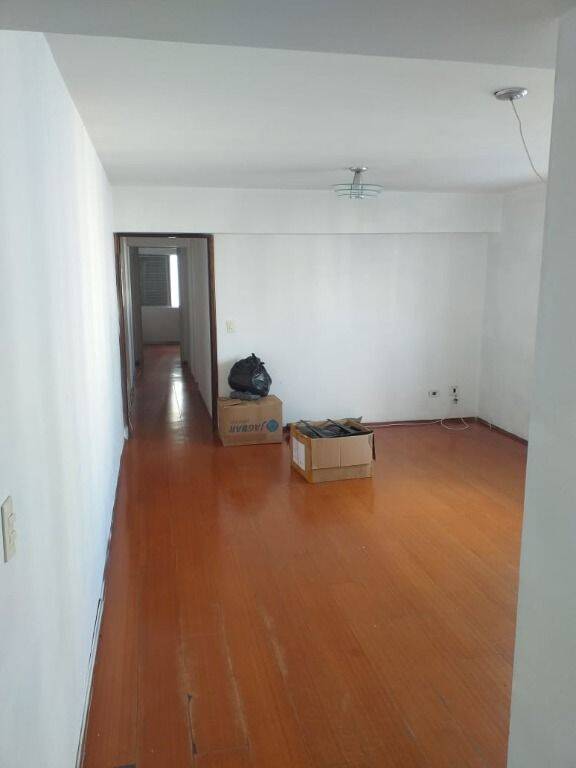 Apartamento para alugar com 2 quartos, 76m² - Foto 14