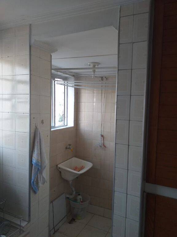 Apartamento para alugar com 2 quartos, 76m² - Foto 18