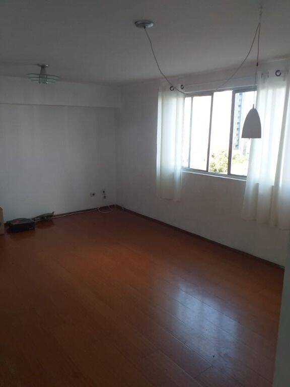 Apartamento para alugar com 2 quartos, 76m² - Foto 26