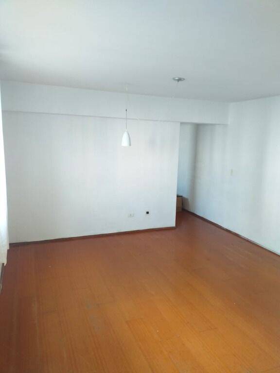 Apartamento para alugar com 2 quartos, 76m² - Foto 29