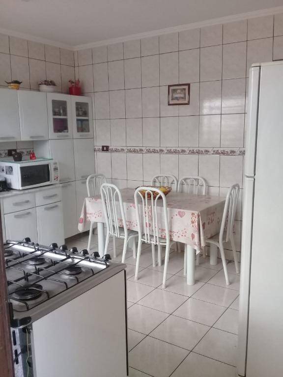 Casa à venda com 4 quartos, 160m² - Foto 8