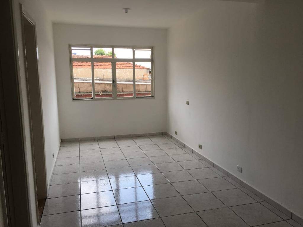 Casa para alugar com 1 quarto, 45m² - Foto 3