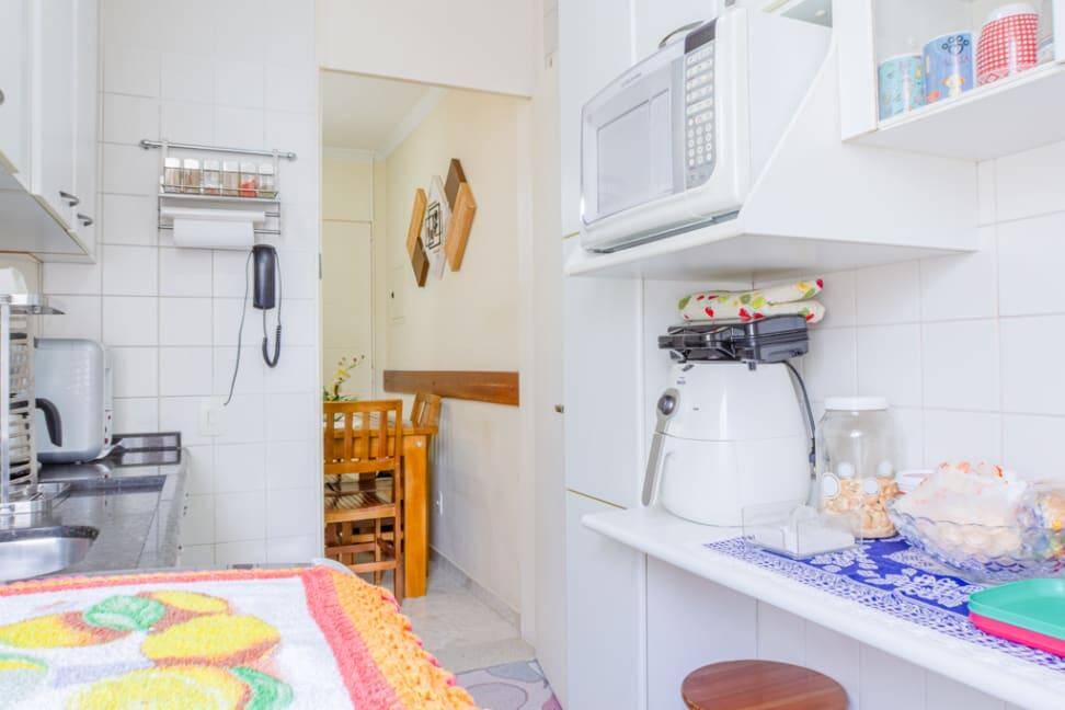 Apartamento à venda com 2 quartos, 68m² - Foto 4