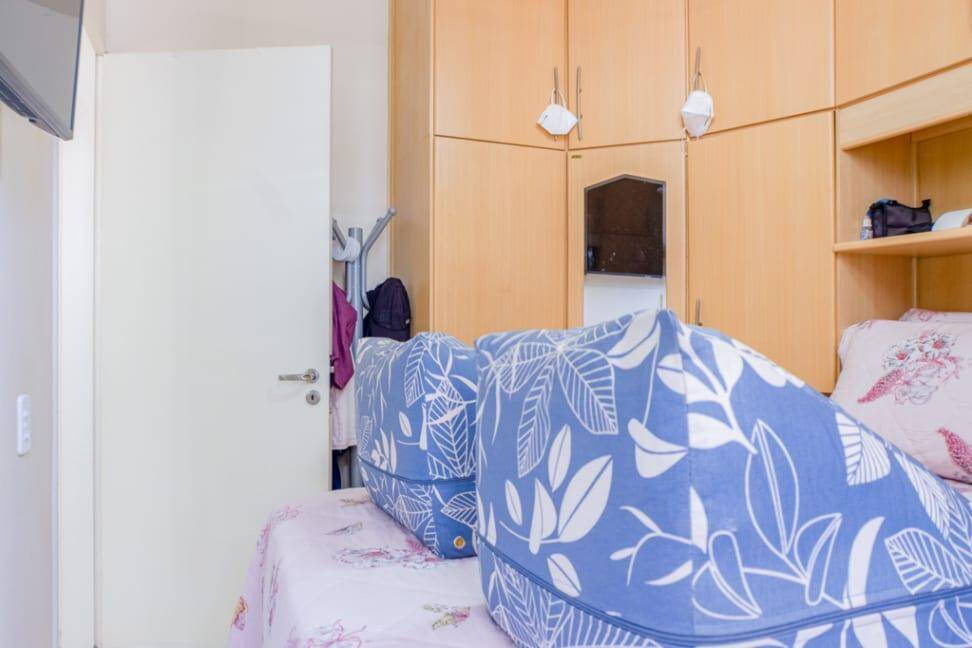 Apartamento à venda com 2 quartos, 68m² - Foto 11