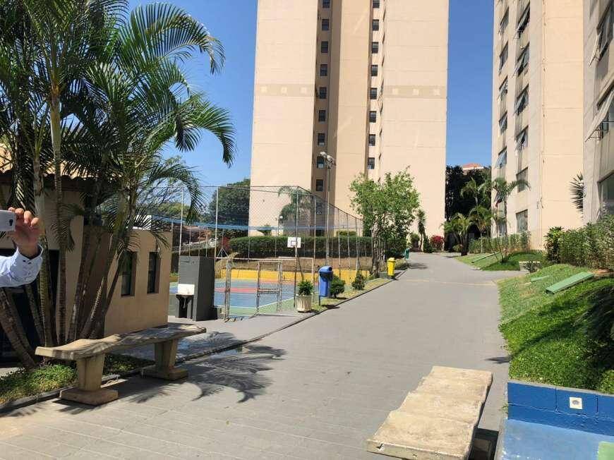 Apartamento à venda com 2 quartos, 68m² - Foto 30