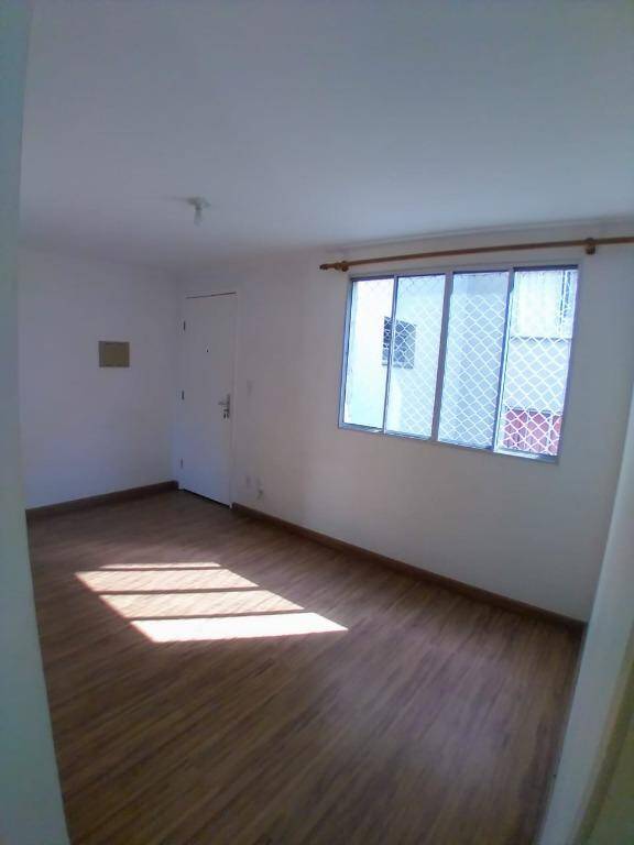 Apartamento à venda com 2 quartos, 63m² - Foto 12