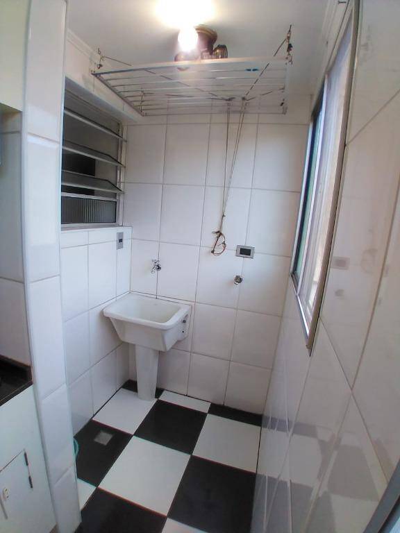 Apartamento à venda com 2 quartos, 63m² - Foto 25