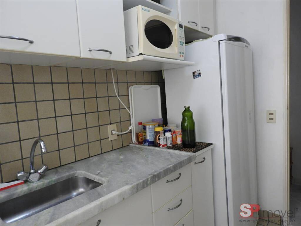 Apartamento à venda com 3 quartos, 83m² - Foto 12