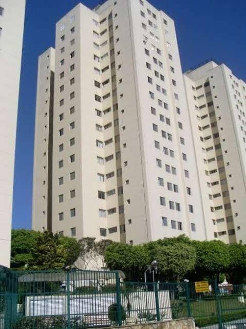 Apartamento para alugar com 2 quartos, 64m² - Foto 22