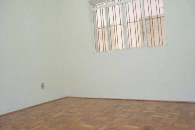 Casa à venda com 2 quartos, 186m² - Foto 5