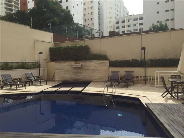 Apartamento para alugar com 3 quartos, 105m² - Foto 9