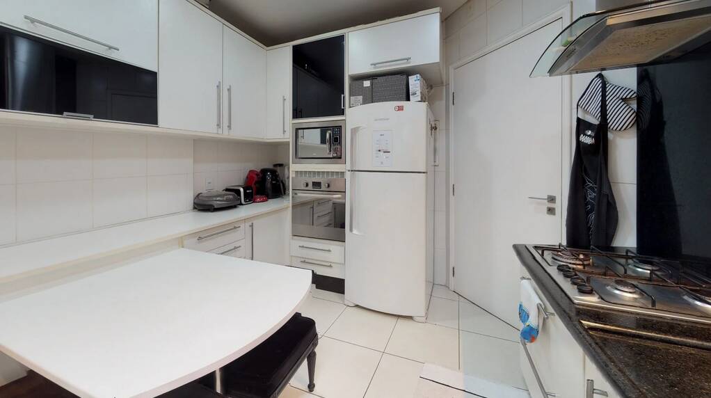 Apartamento para alugar com 3 quartos, 105m² - Foto 21